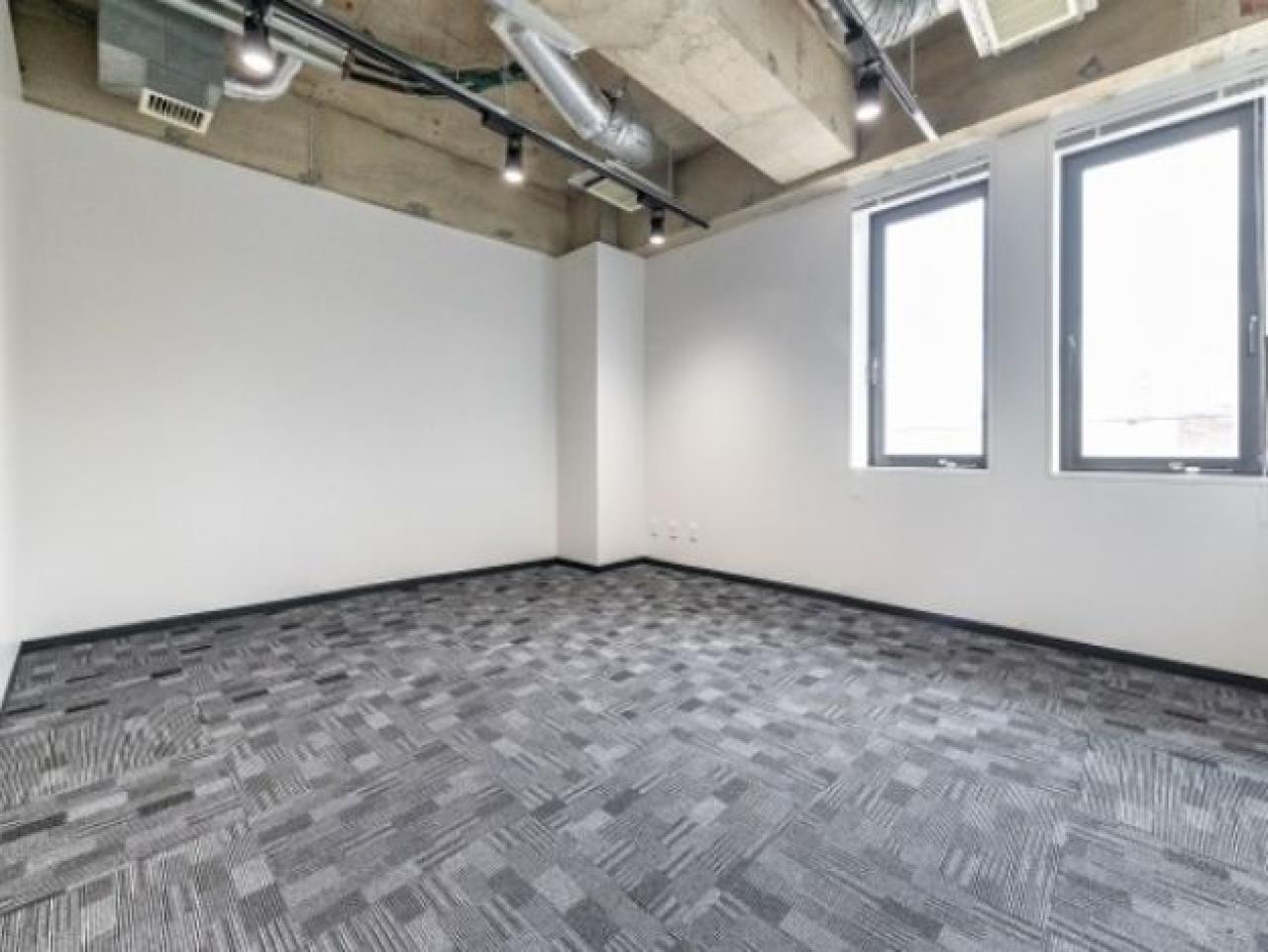 ビデオフォーカスビル