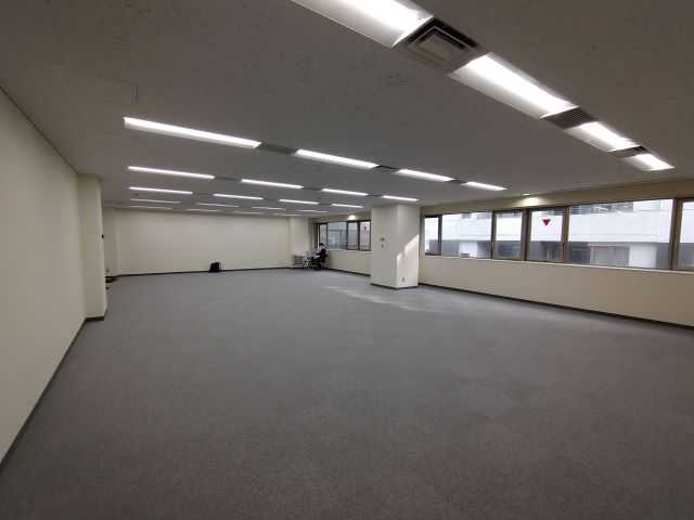 LUCID SQUARE SHINKAWA