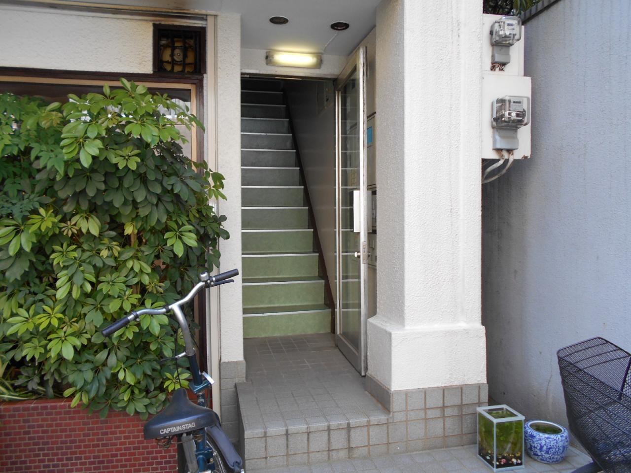 針谷ビル