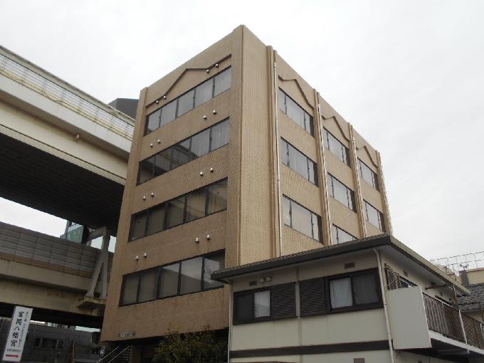 富岡和倉ビル