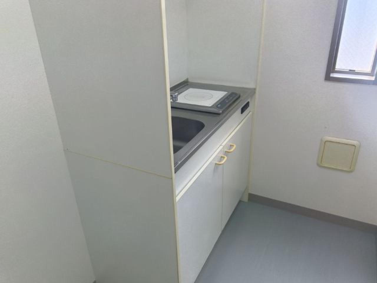 友泉本石町ビル