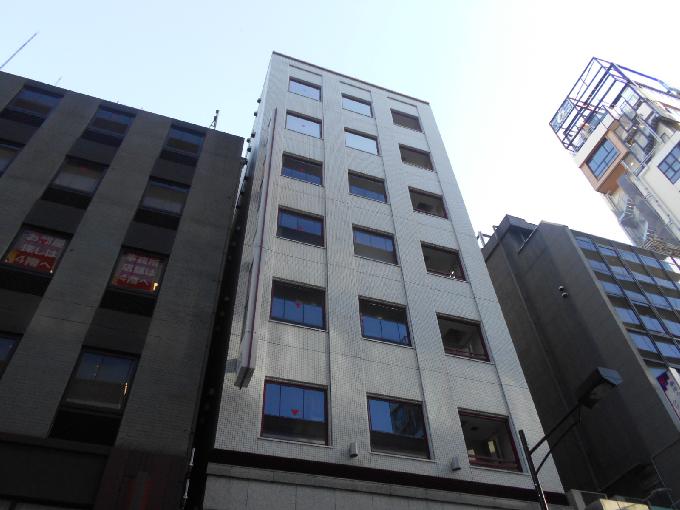 松岡銀緑館