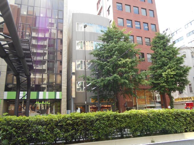 大学通信教育ビル