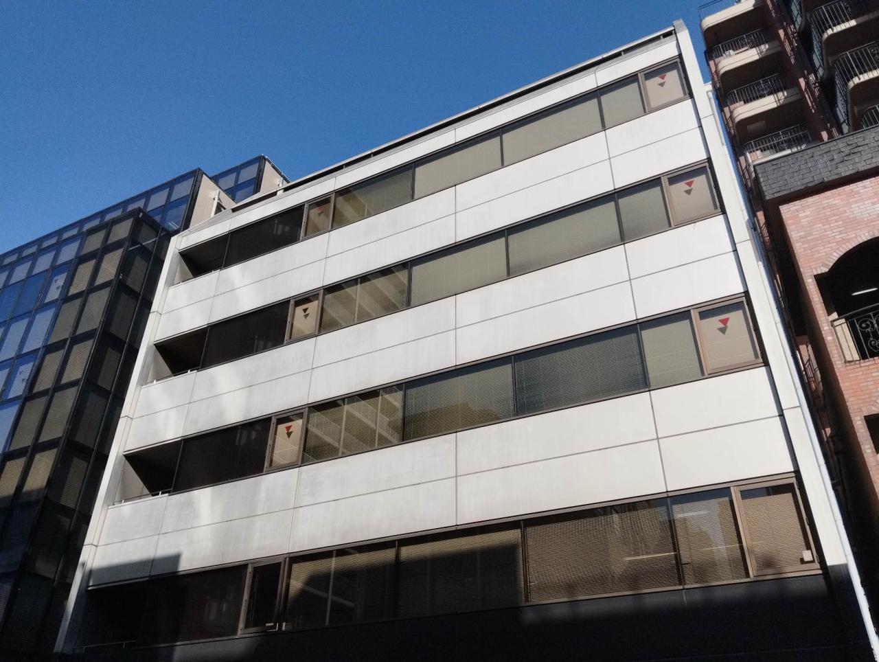 イーストサイドビル