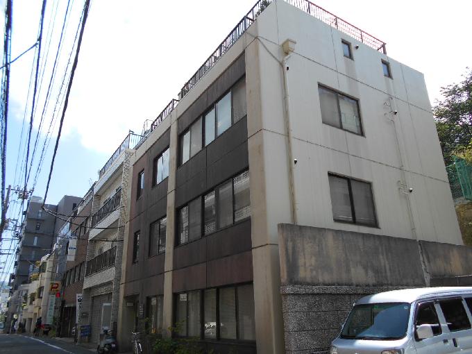 スズタカビル