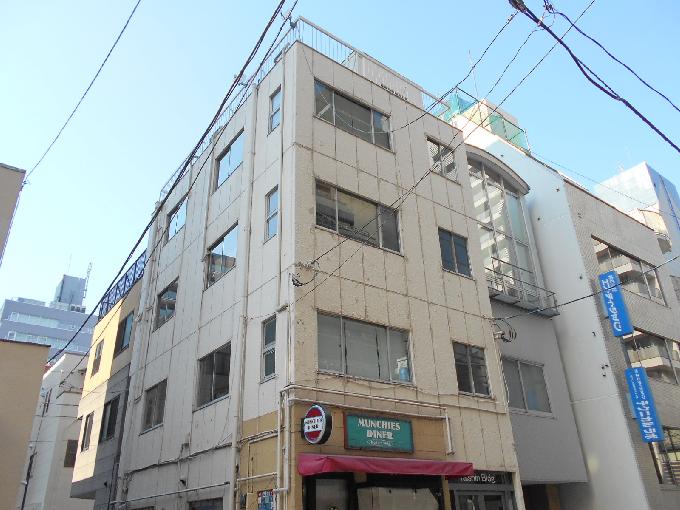 泰信ビル