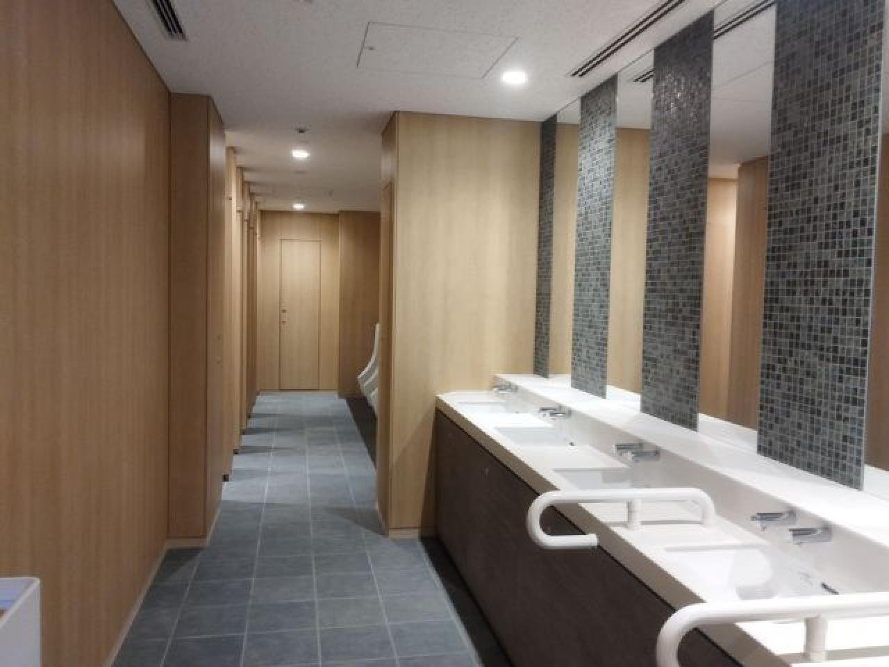 赤坂トラストタワー
