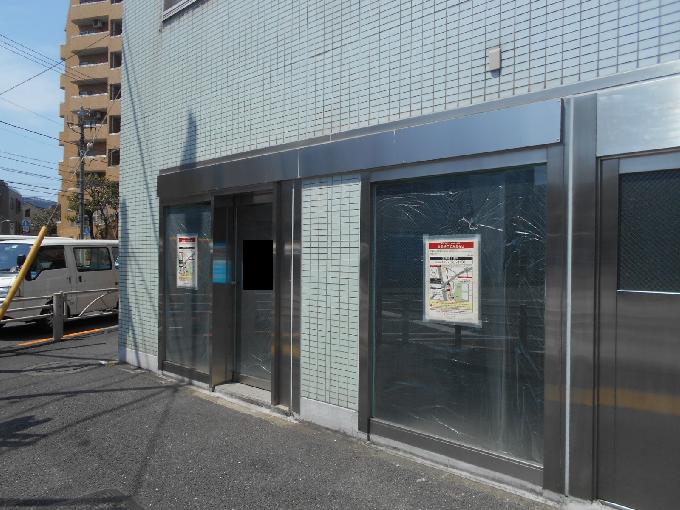 青物横丁駅前店舗