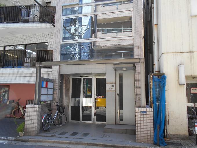 新宿三恵ビル