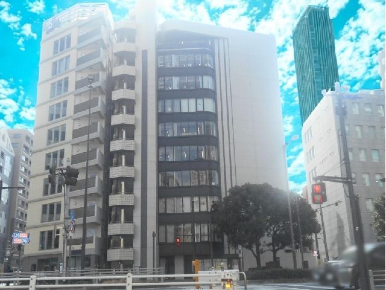 ガーデンクロス新宿御苑