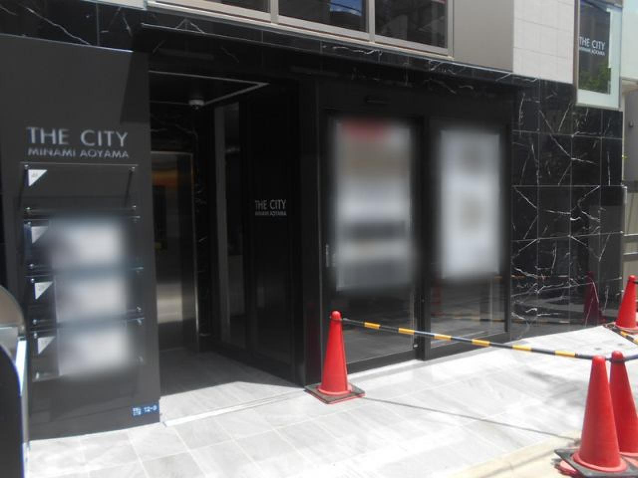 THE CITY 南青山