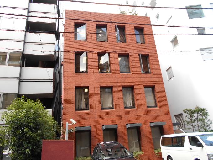 AOYAMA N-BrickBuilding