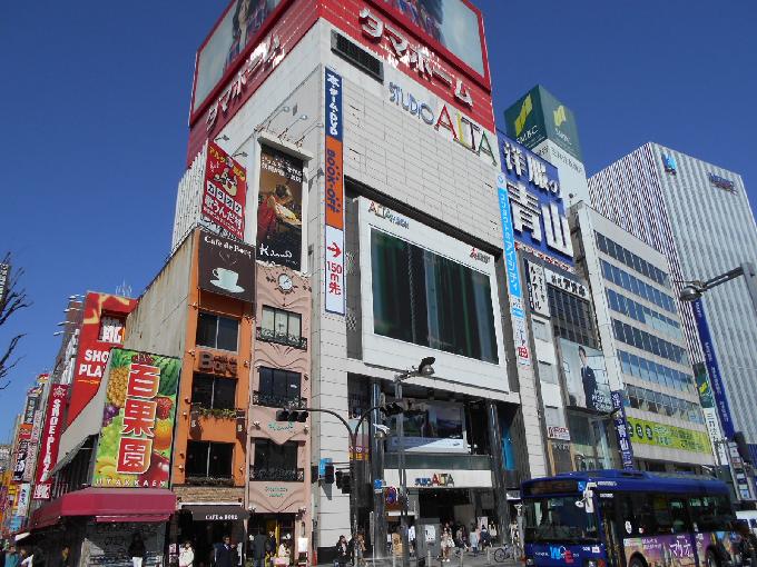 新宿アルタ 東京の賃貸オフィスならビルサク