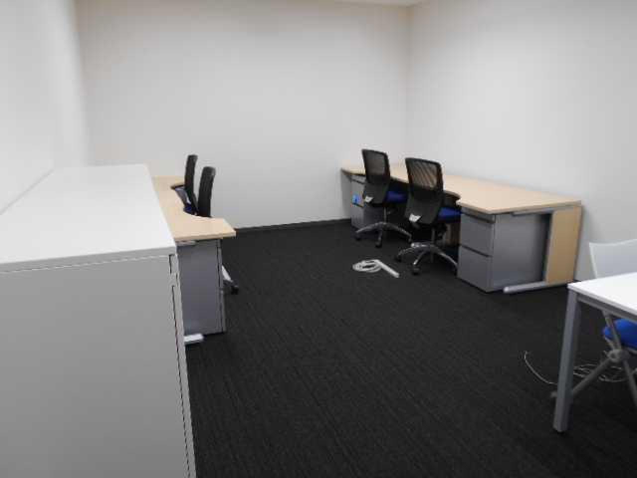 クロスオフィス新宿