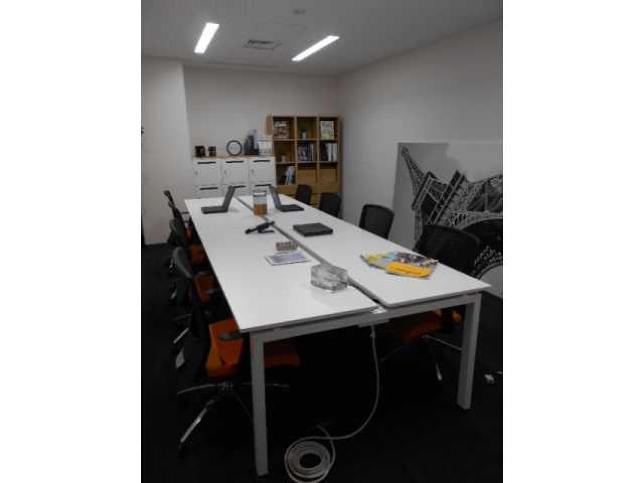 クロスオフィス新宿