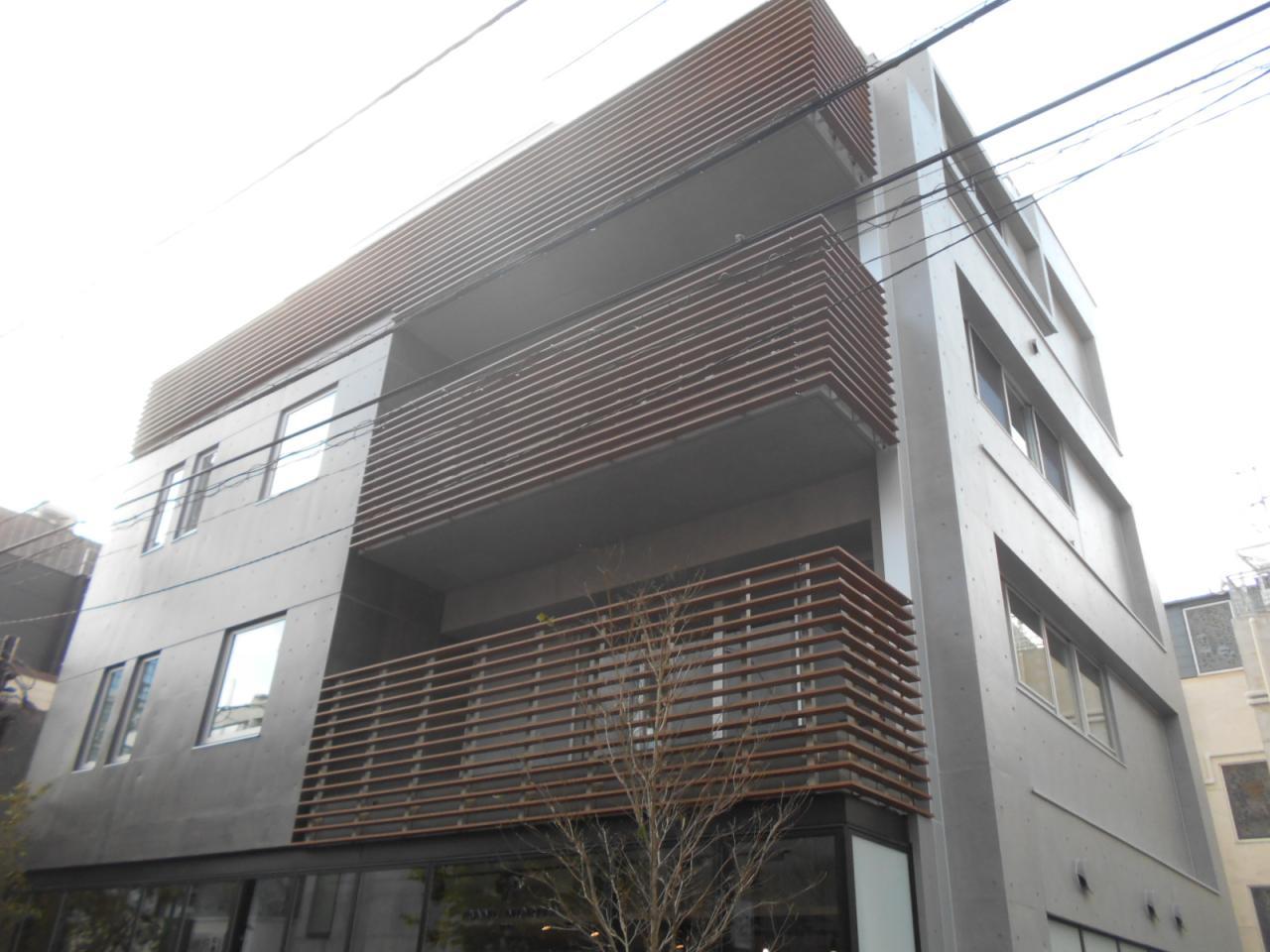 ADEOT AOYAMA