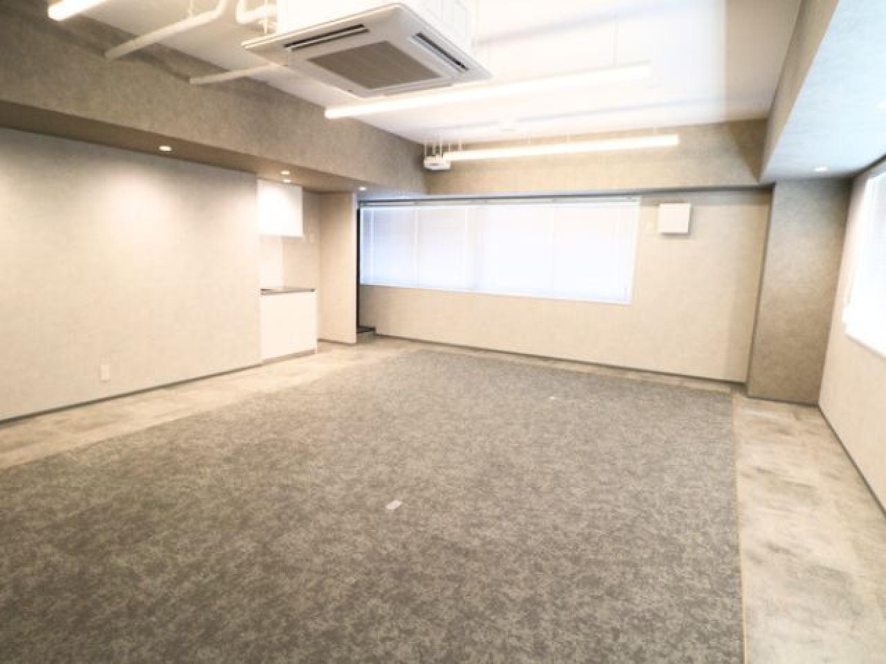 ILLUMIRISE神保町
