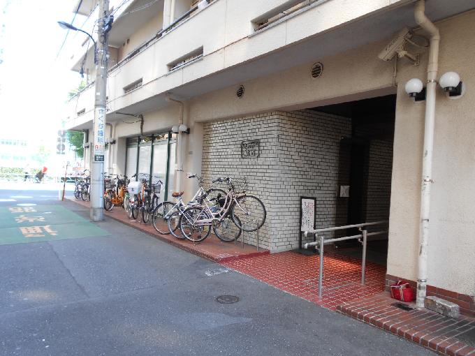 いづみタウン新宿