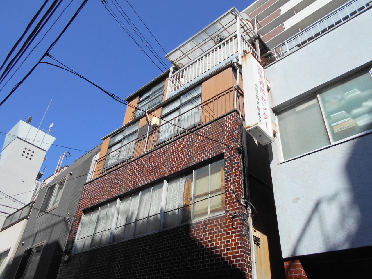 八巻ビル