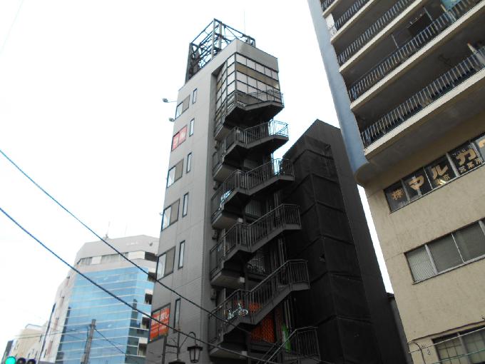 タチムラビル