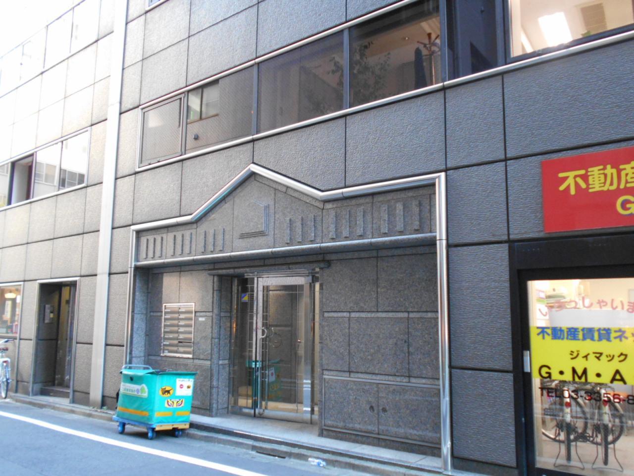 新宿フロントビル