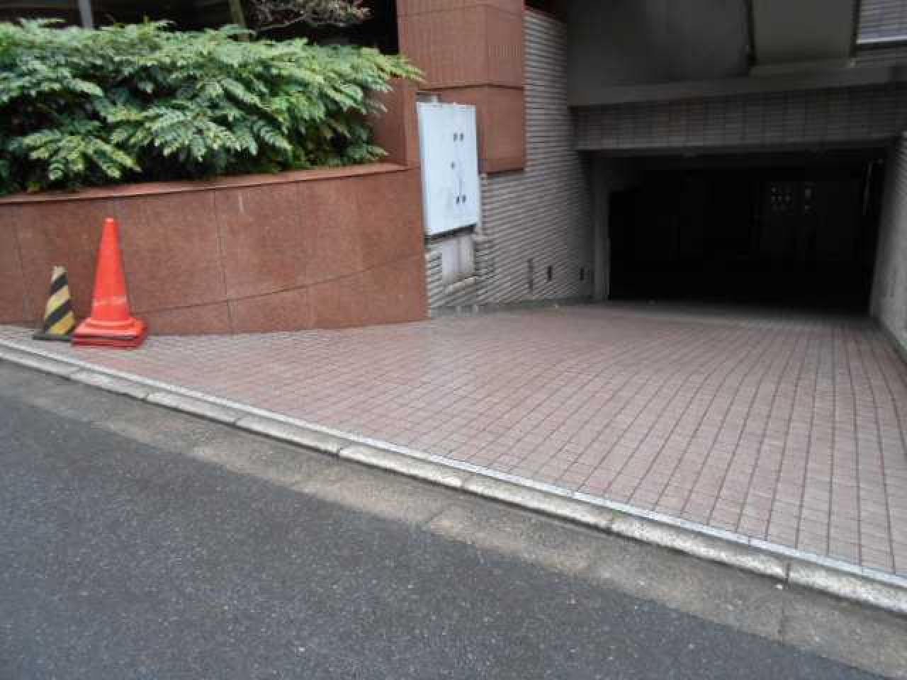 エミナビル