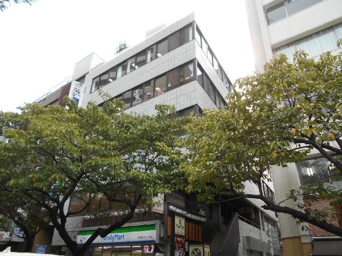 サンジュ共和十番館