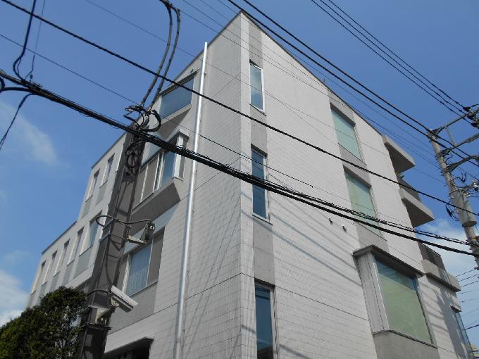 LATTICE JINGUMAE