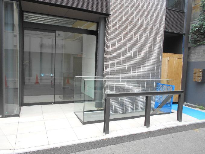 Stones Court表参道