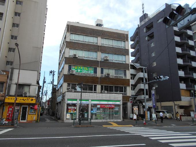 板屋ビル