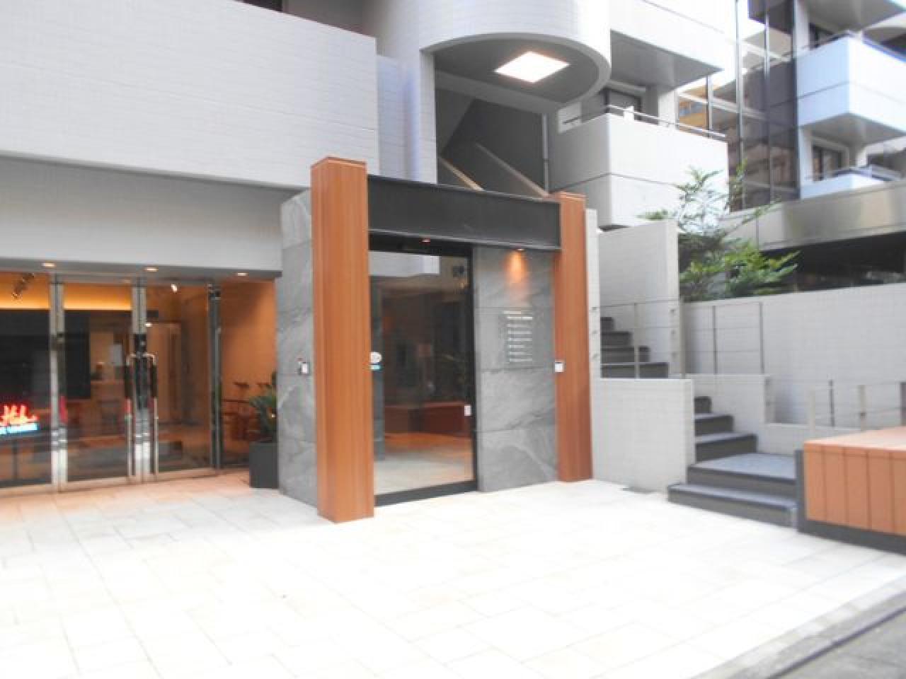 THE GATE 新宿御苑