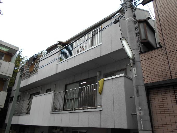 三泉社ビル
