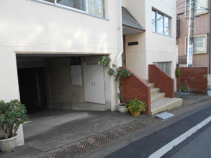 四谷エースビル