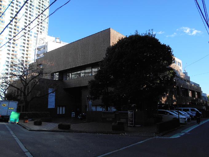 ドイツ文化会館(OAG-Haus)