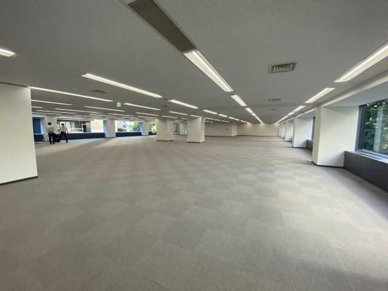 文藝春秋新館
