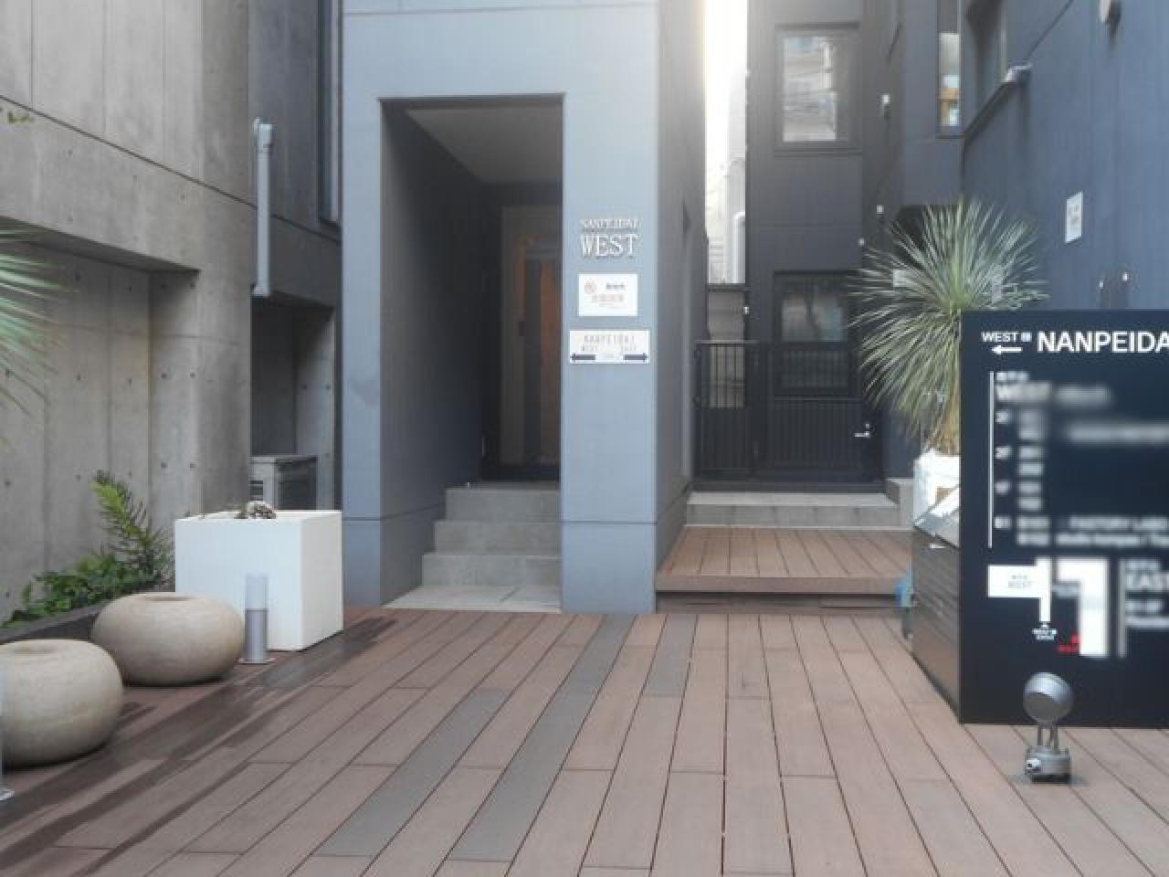 南平台町WEST B棟