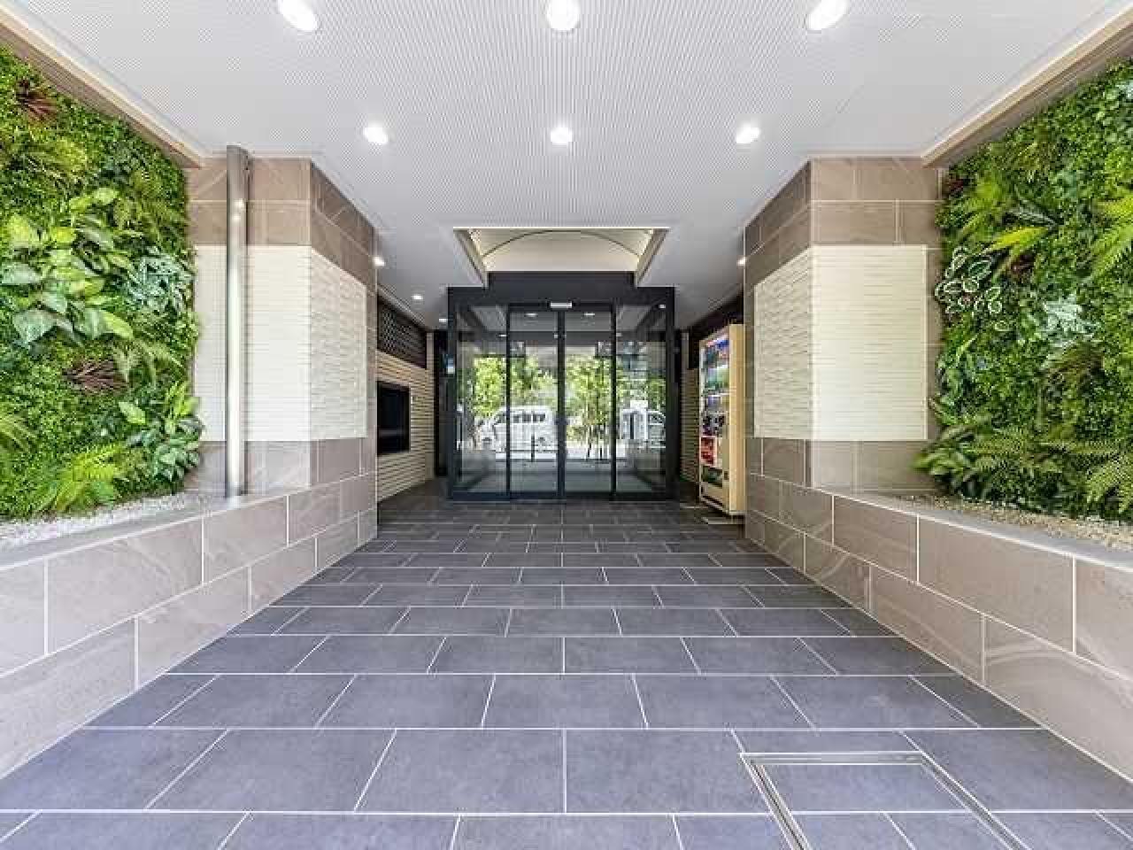 D'sVARIE神田錦町