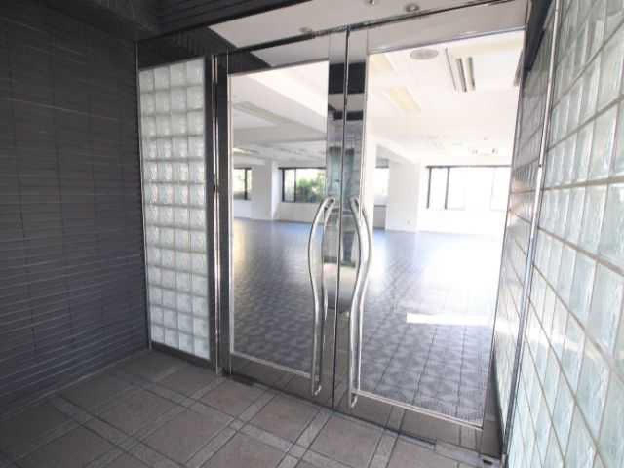 ダイナックスビル