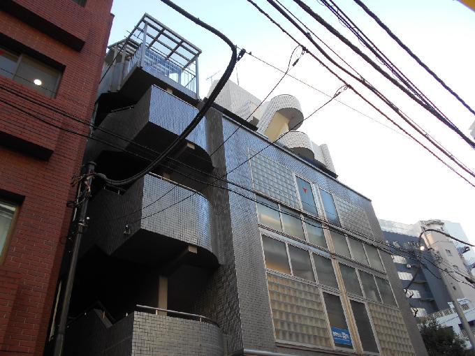丸三国友ビル