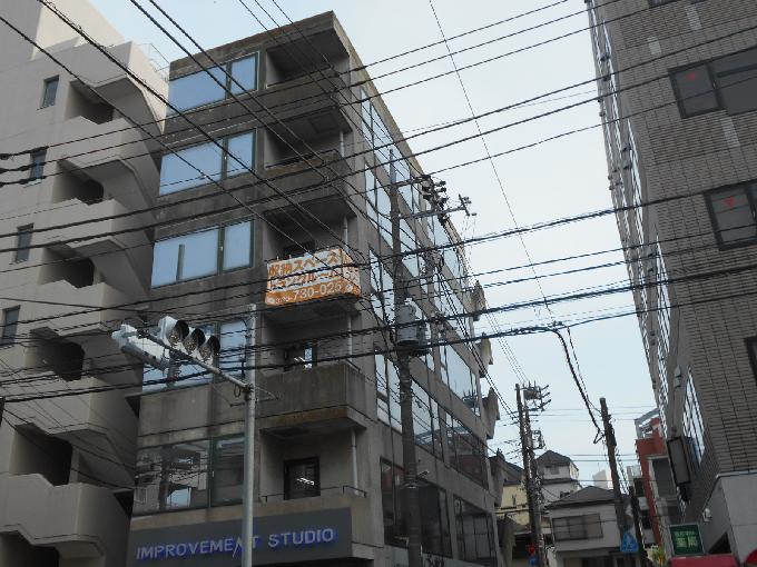 中野ラックスタービル