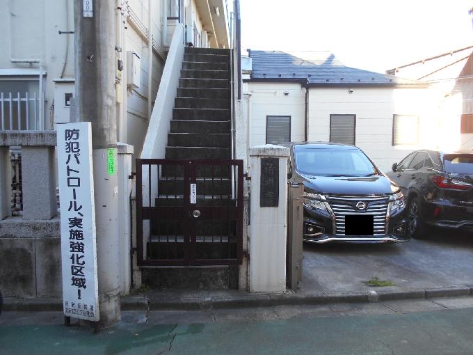 北新宿3丁目貸店舗・事務所