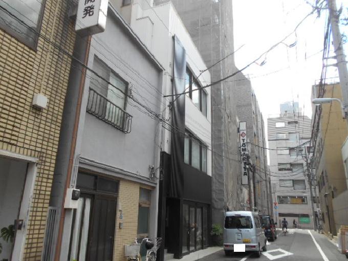 グローリィナカムラ