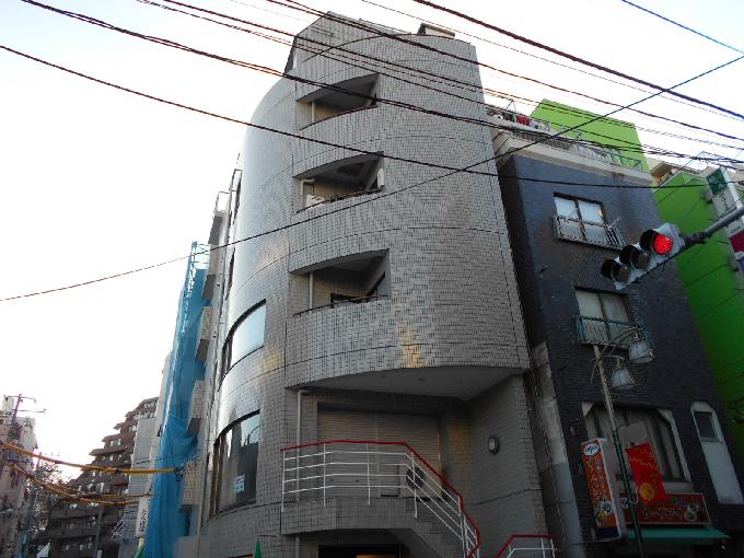 IMビル