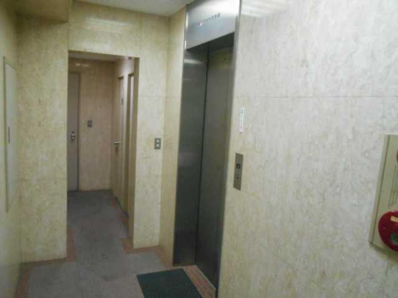 番町グロリアビル