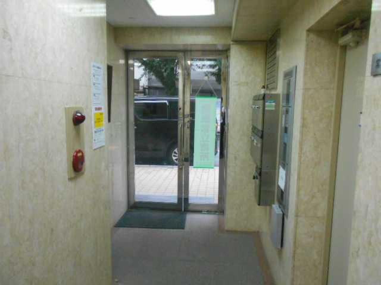 番町グロリアビル