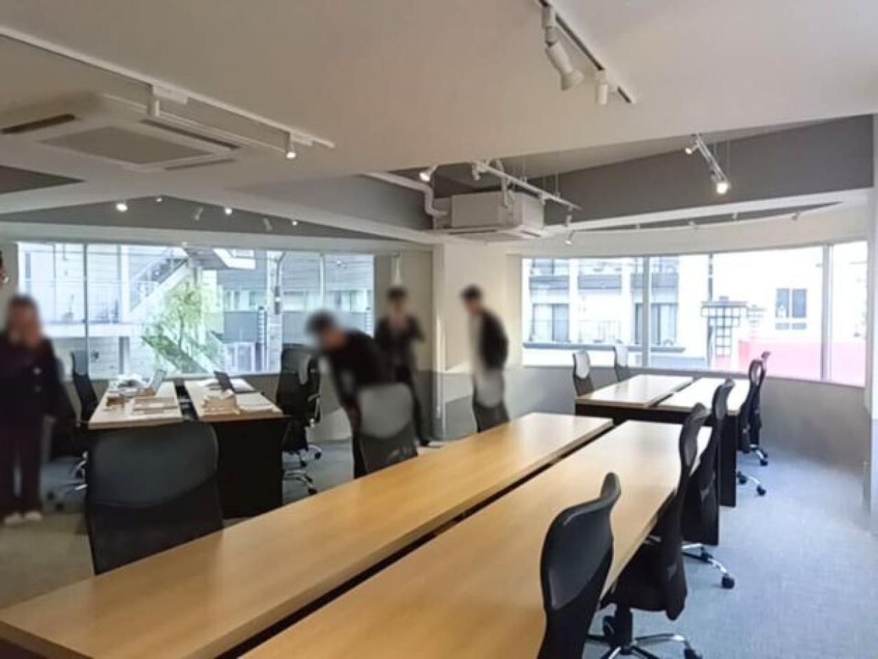 GLOWTHIA東日本橋