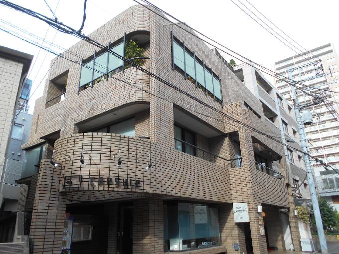 ハウス神宮前