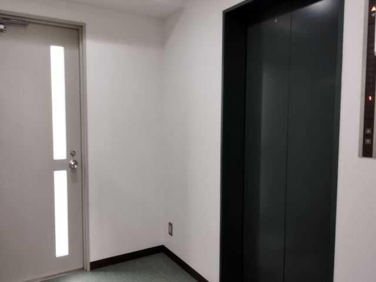 京橋イーサスビル