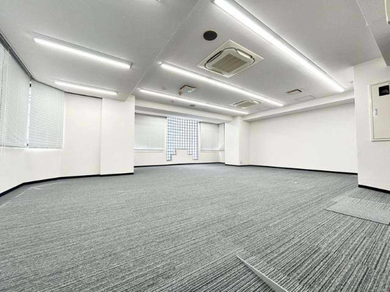 KMⅦビル