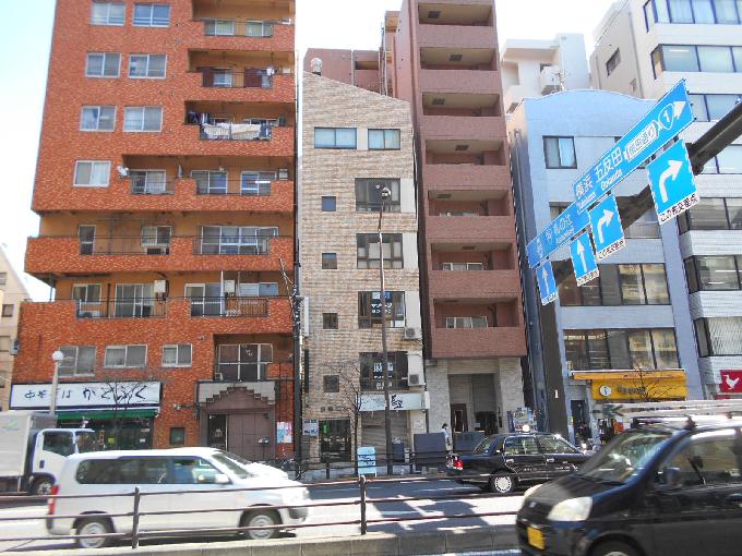白蘭ビル
